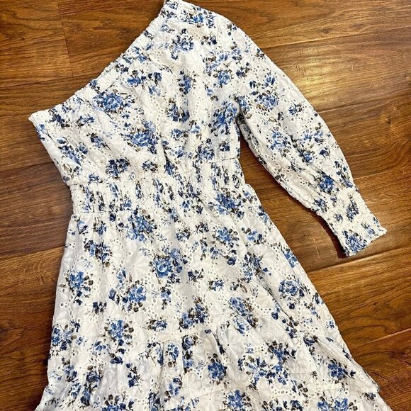 NWT Solitaire lace floral one shoulder dress - Picture 2 of 6